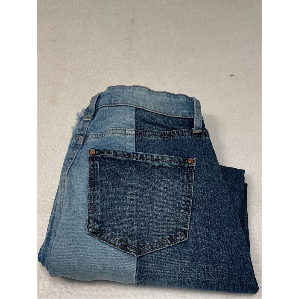 Celebrity Pink Women’s Sz 26x30 Light Blue Denim Jeans. 3157.